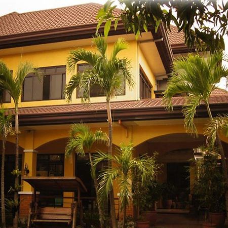 Casa Verde Boutique Hotel And Gardens Imus Buitenkant foto